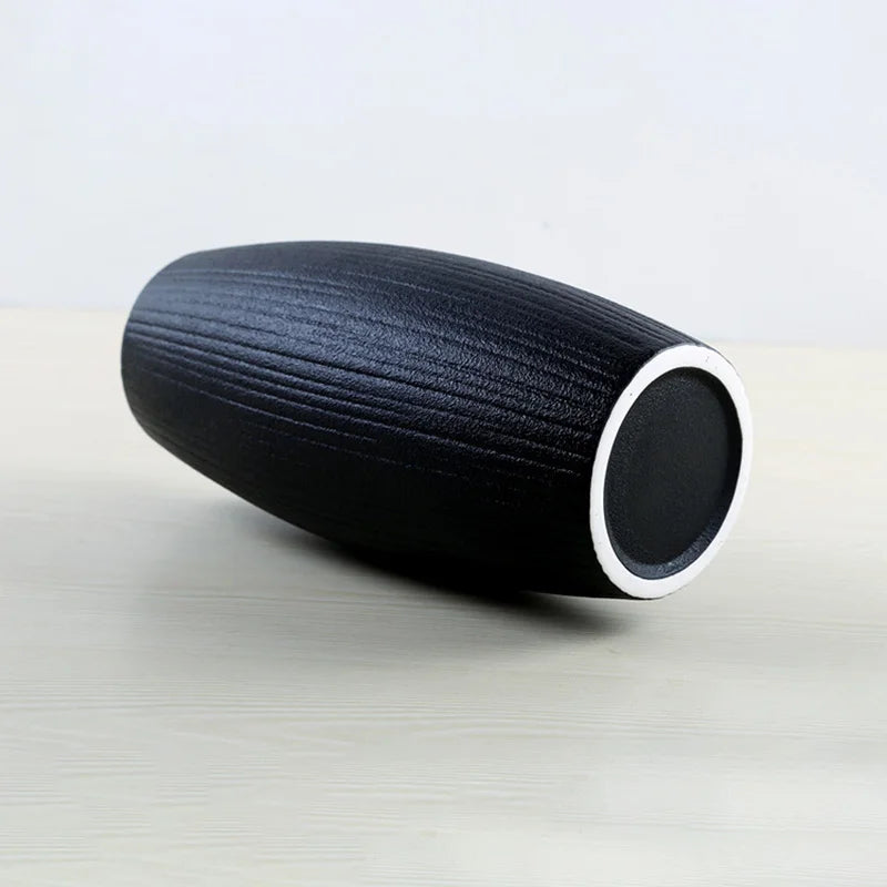 Modern Black Ceramic Vase — Retro European Handmade Home Decor