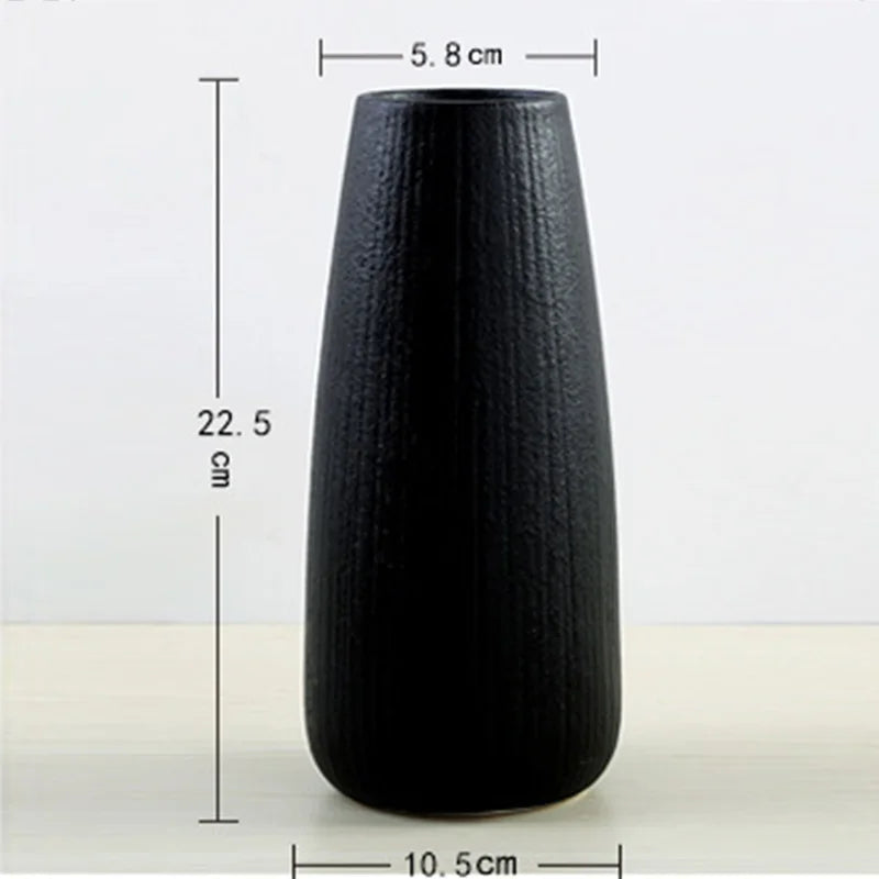 Modern Black Ceramic Vase — Retro European Handmade Home Decor