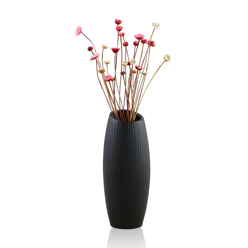 Modern Black Ceramic Vase — Retro European Handmade Home Decor