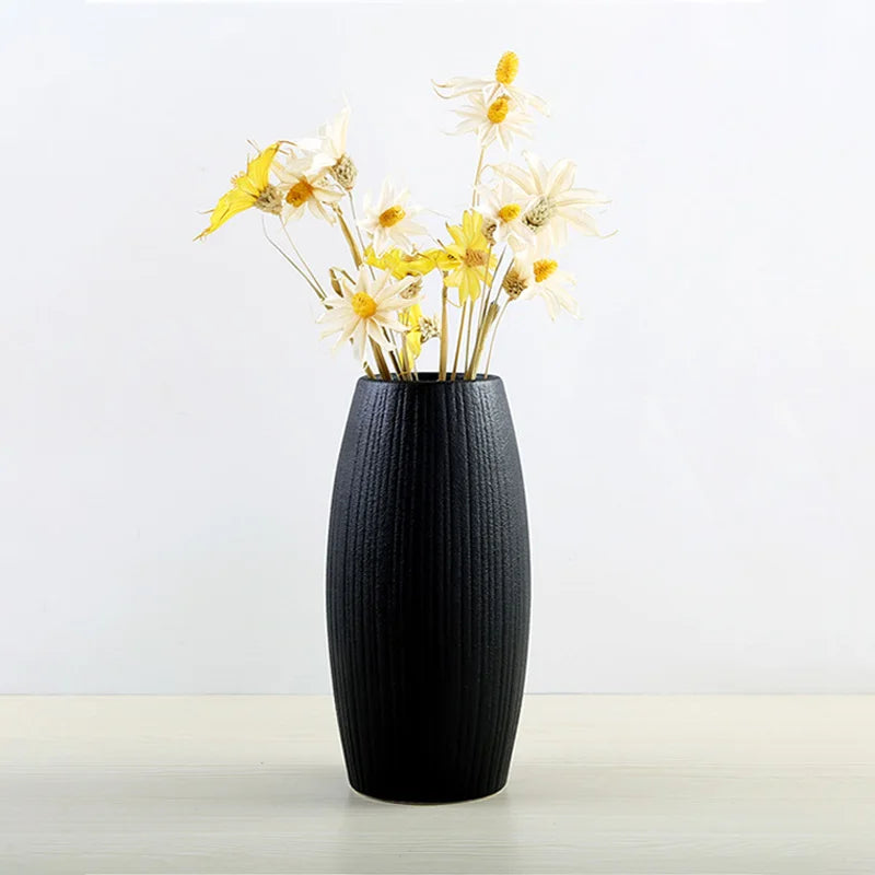 Modern Black Ceramic Vase — Retro European Handmade Home Decor