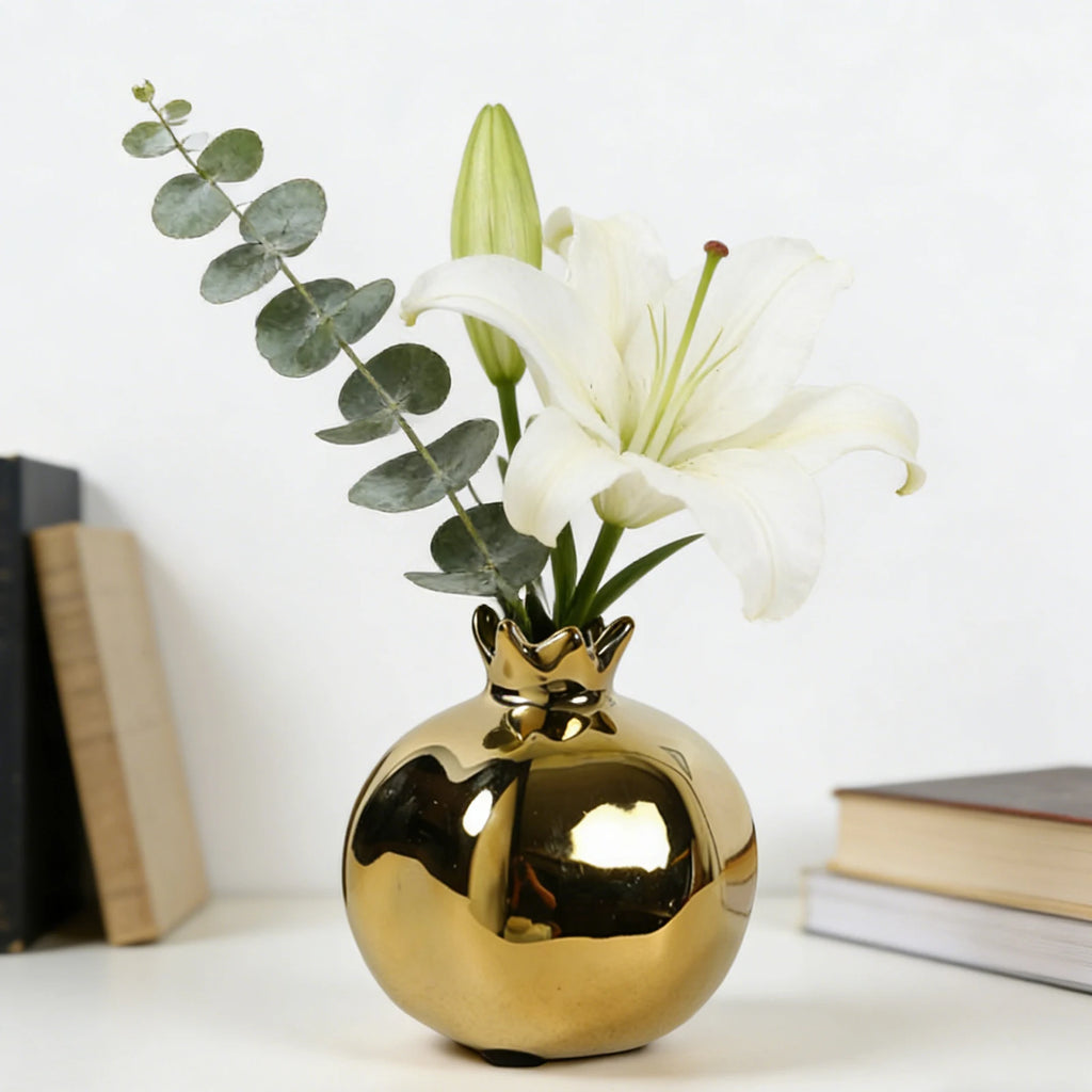 Pomegranate Porcelain Vase — Traditional Chinese-Style Desk Ornament