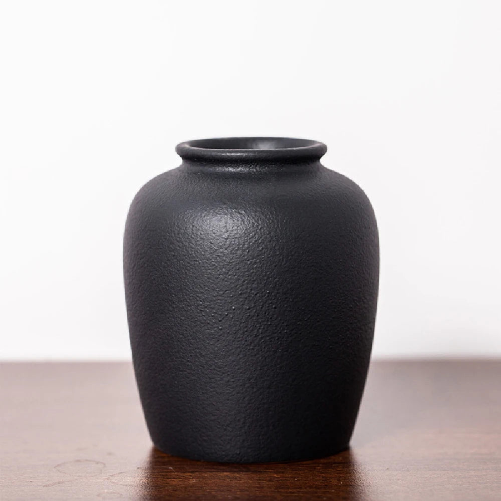 Small Matte Ceramic Vase — Frosted Elegant Table & Shelf Decor