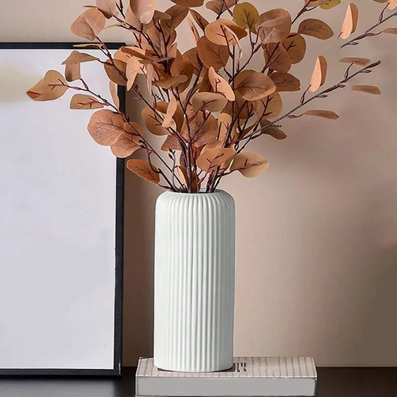 Chic Ribbed Ceramic-Look Vase — Compact Decorative Floral Piece
