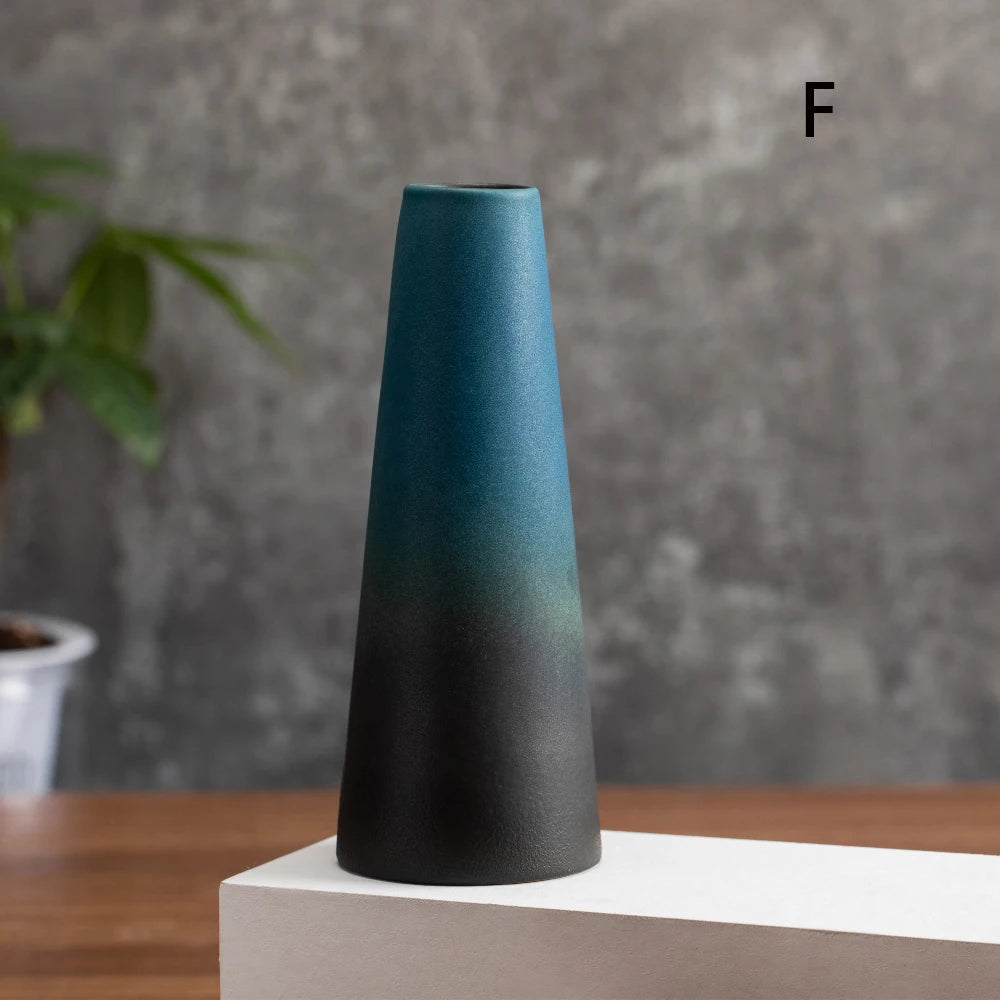 Small Matte Ceramic Vase — Frosted Elegant Table & Shelf Decor