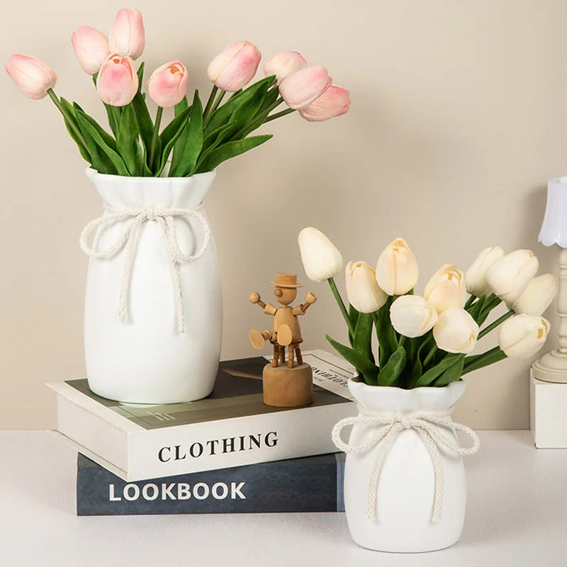 Minimalist Ceramic-Look Vase — Modern Bedroom & Living Room Vessel