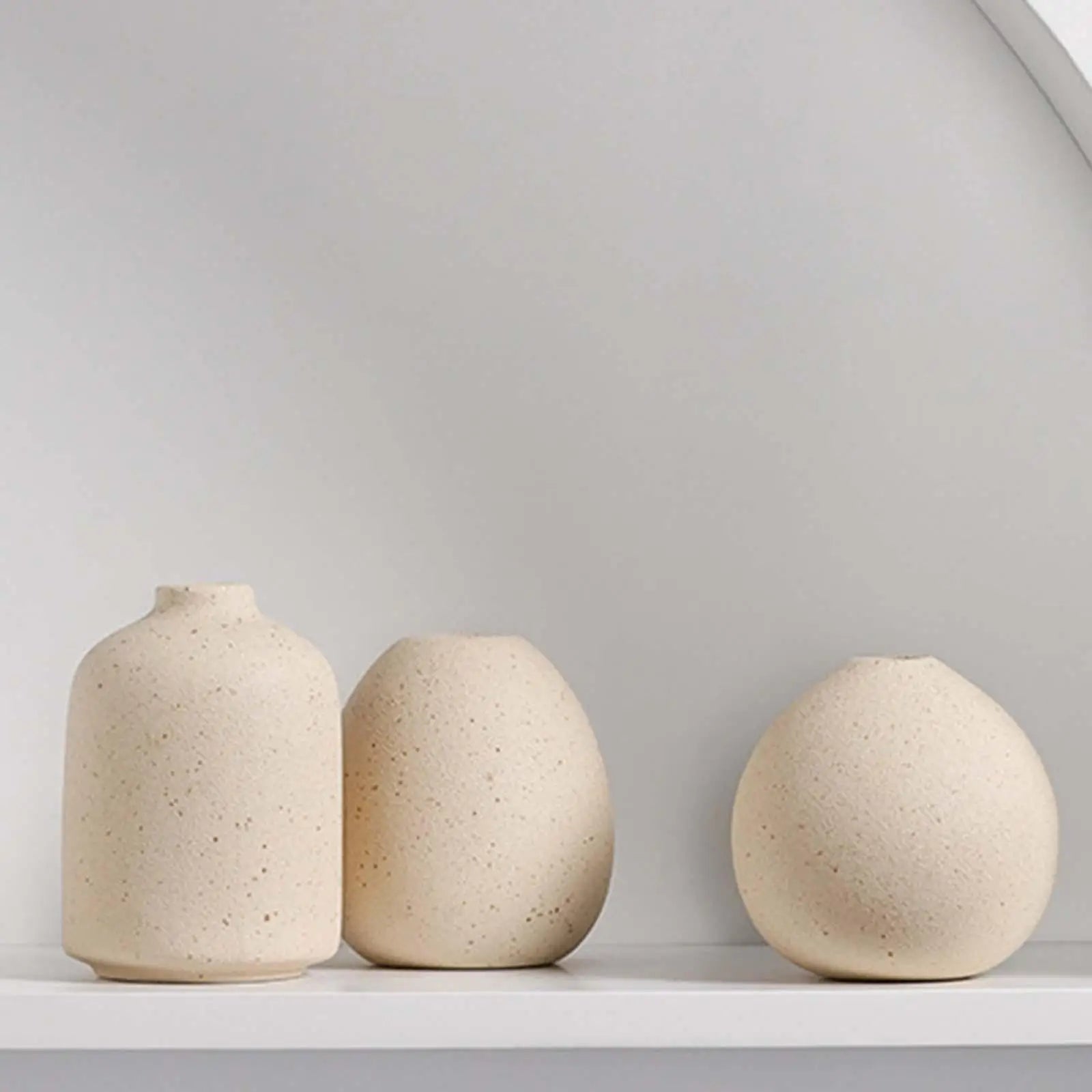 Modern Ceramic Bud Vase — Minimalist Boho Floral Vessel