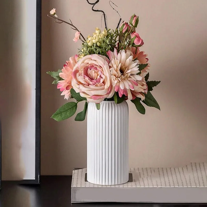 Chic Ribbed Ceramic-Look Vase — Compact Decorative Floral Piece