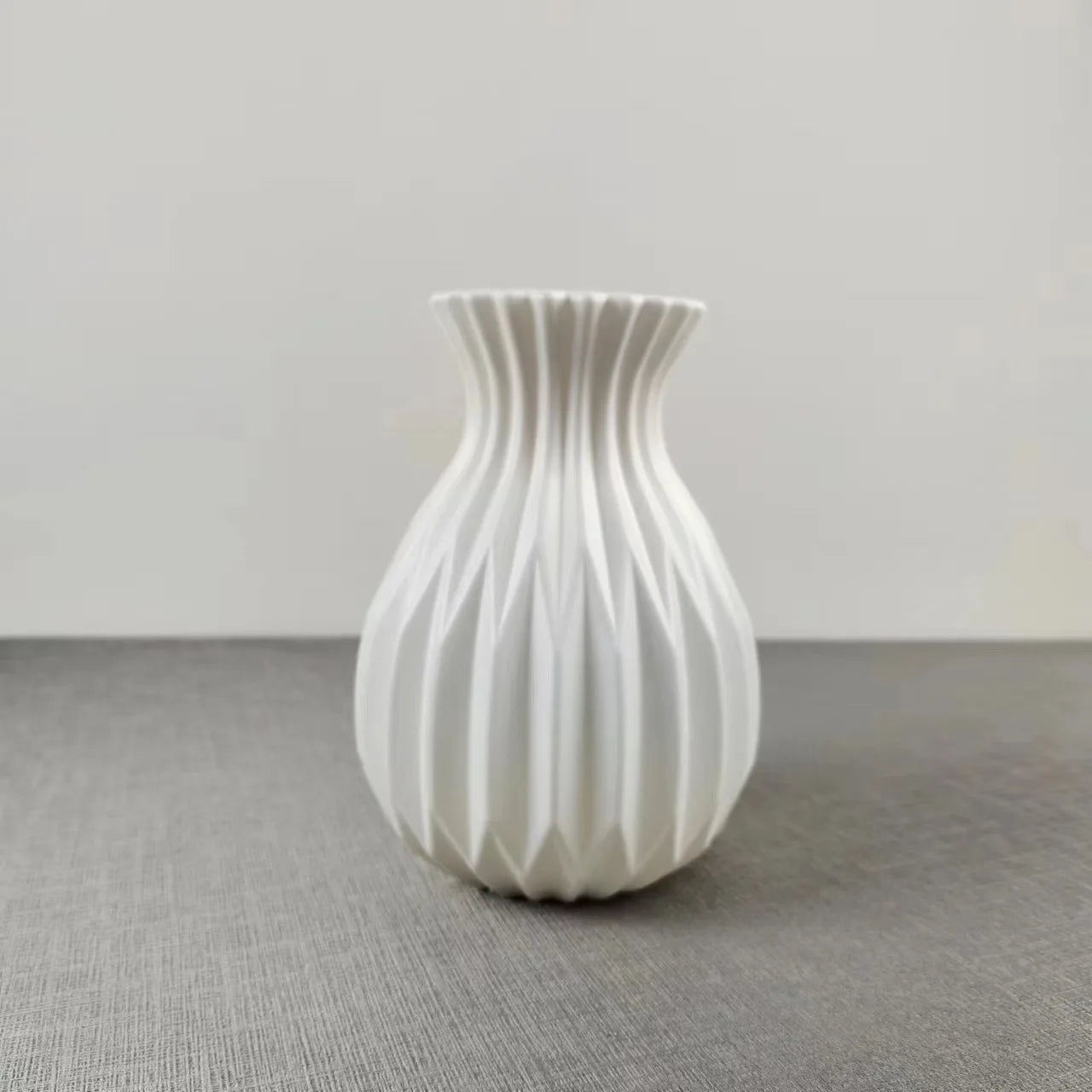 Water Cultivation Ceramic-Look Vase — Minimalist European Home Vessel