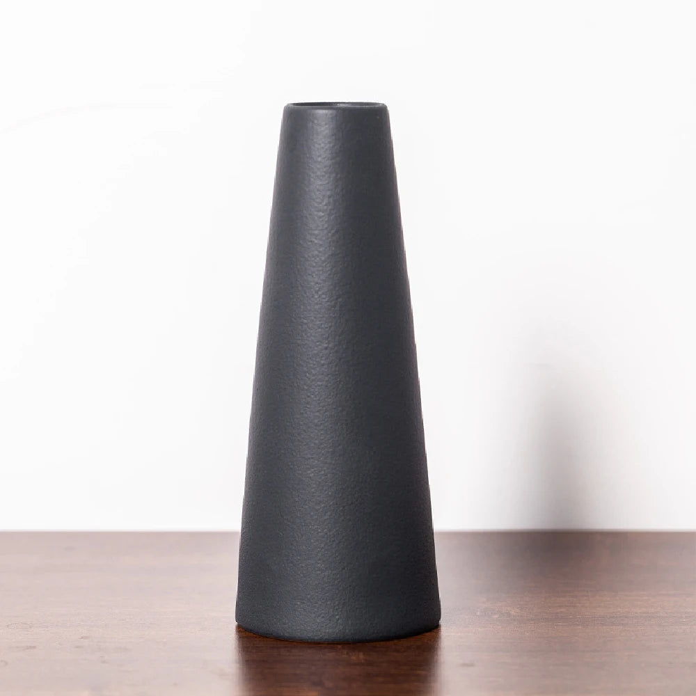 Small Matte Ceramic Vase — Frosted Elegant Table & Shelf Decor