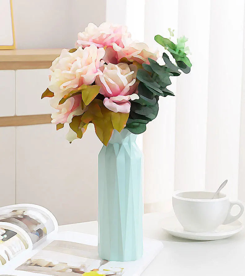 Ceramic-Look Dried Flower Vase — Wedding & Courtyard Ornament
