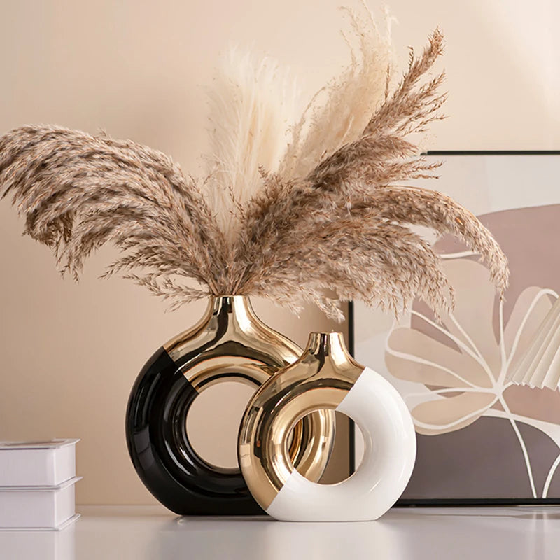 Luxury Nordic Ceramic Vase — Hotel-Style Plant Pot for Dining & Living Room