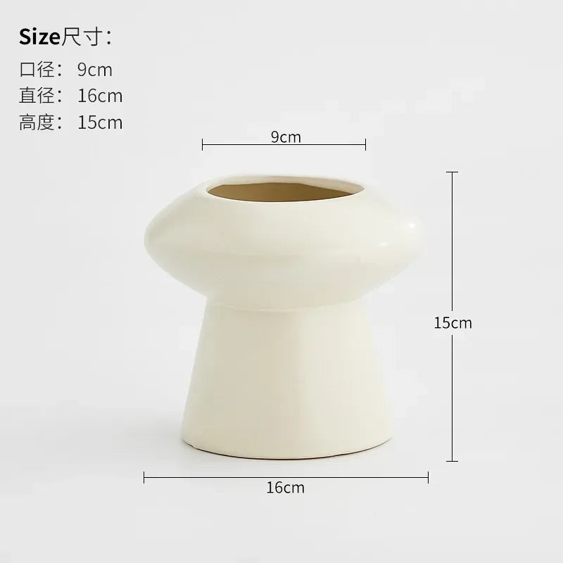 Minimalist Ceramic Vase — Modern Dried Flower Arrangement Vessel