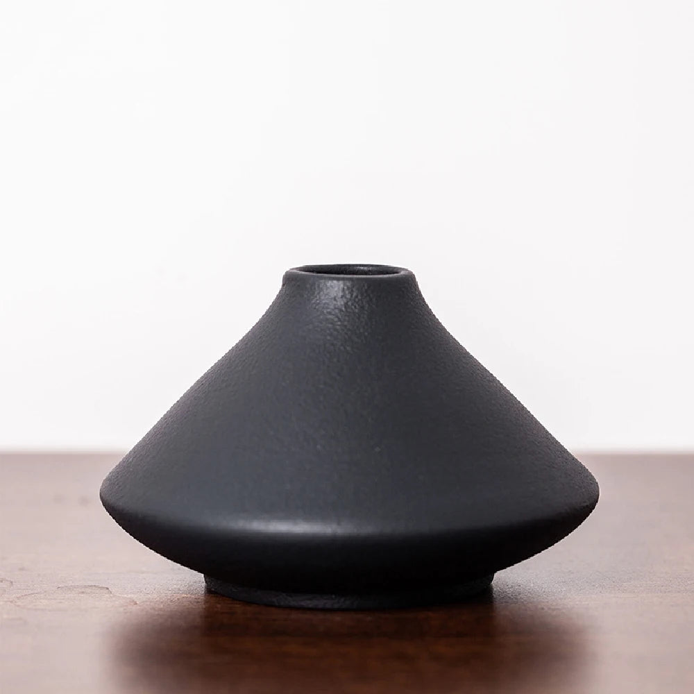Small Matte Ceramic Vase — Frosted Elegant Table & Shelf Decor