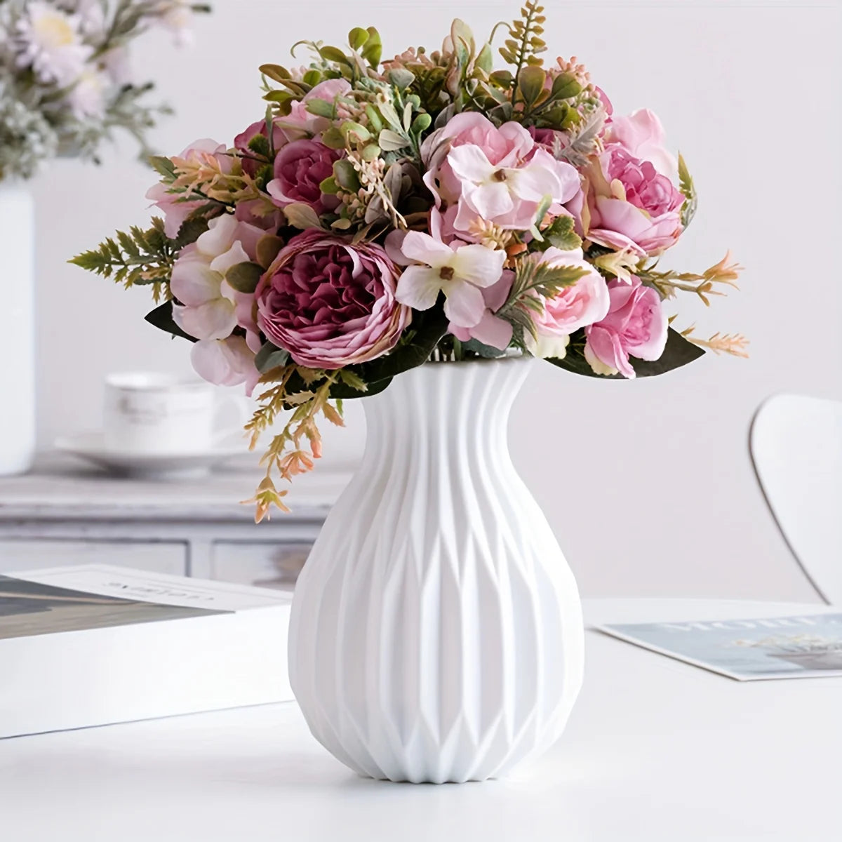 Water Cultivation Ceramic-Look Vase — Minimalist European Home Vessel