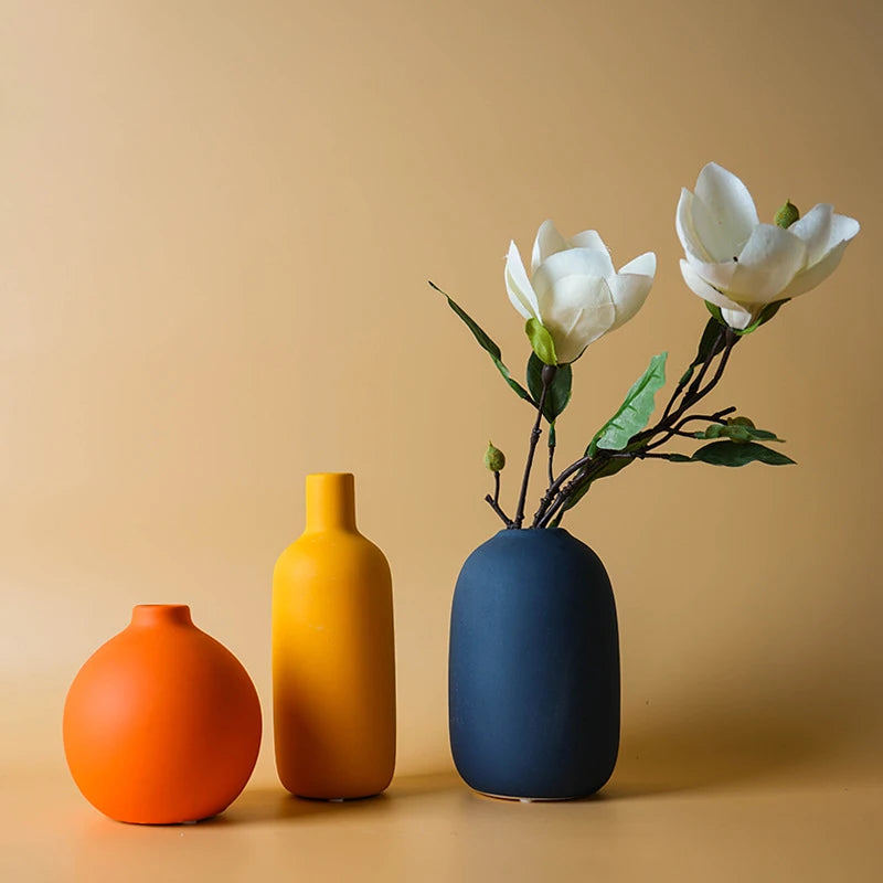 Nordic Solid-Color Ceramic Vase — Minimalist Bottleneck Flower Pot