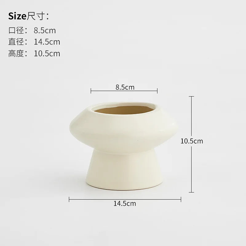 Minimalist Ceramic Vase — Modern Dried Flower Arrangement Vessel