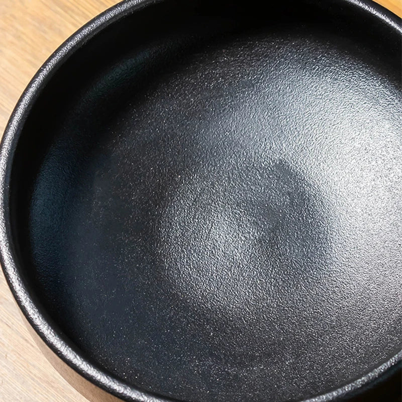 Retro Black Ceramic Vase — Tabletop Plant & Bonsai Vessel
